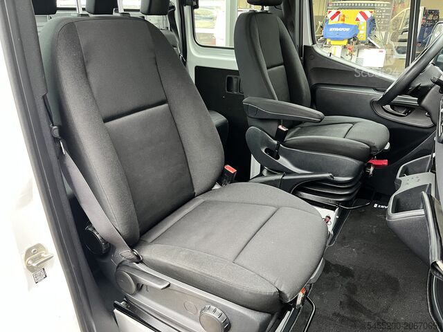 Nosturilla varustettu lavakuorma-auto Mercedes-Benz Sprinter 514 CDI 366 Hiab Laadkraan 018T Trekha...