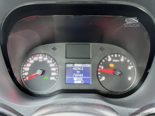 Nosturilla varustettu lavakuorma-auto Mercedes-Benz Sprinter 514 CDI 366 Hiab Laadkraan 018T Trekha...