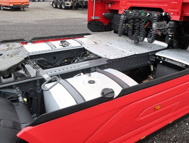 Standarta vilcējs DAF XG+ 530 FT Standklima Intarder Navigation