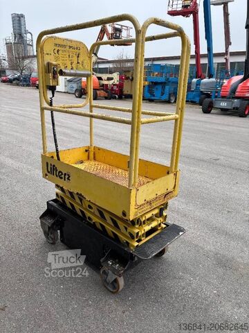 Nožnicový výťah Boss 4,55m Arbeitsbühne Personenlift, BJ 2013