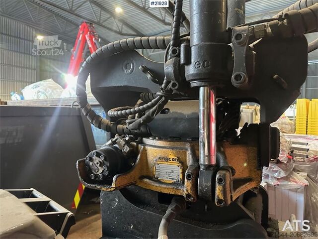Строительная машина  Encon Engcon rototilt og klype