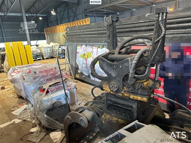 Строительная машина  Encon Engcon rototilt og klype