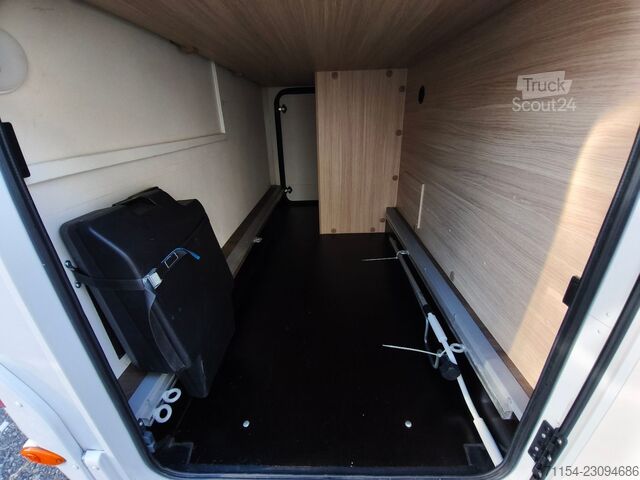 Daļēji integrēta kemperis SUNLIGHT T 69 S, Quensbett, SAT, Hubbett, Navi,1 Hand