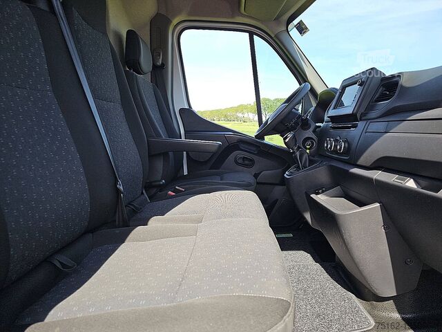 Bestelauto OPEL MOVANO 2.3 L2H2 Navi Imperiaal!
