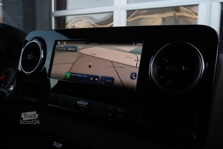 High-roof van Mercedes-Benz Sprinter 519 CDI L2H1 AUT/ N2/ 5T/ ACC/ CAMERA/...