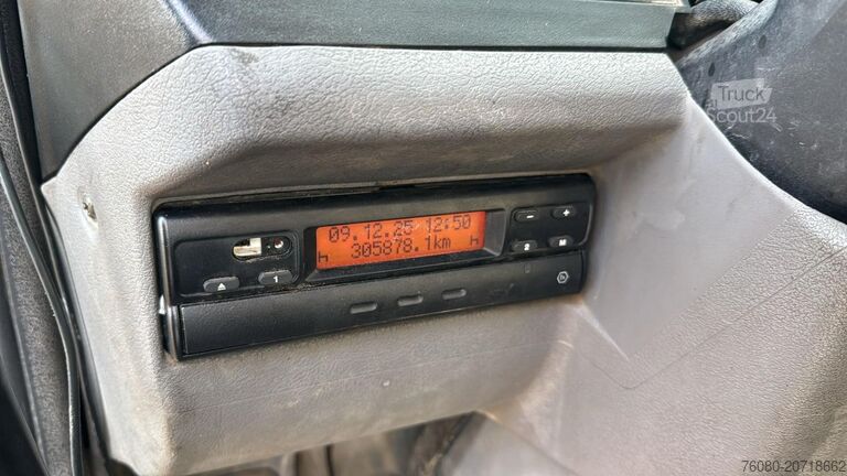 Vehículo de succión Renault Kerax 370 (10970L / CAMION FRANCAIS / VIDANGEUR...