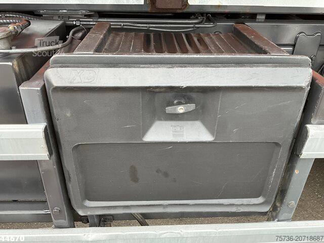 Kipper mit Kran Scania P 320 HMF 12 Tonmeter Z-kraan + Kipper 11m³