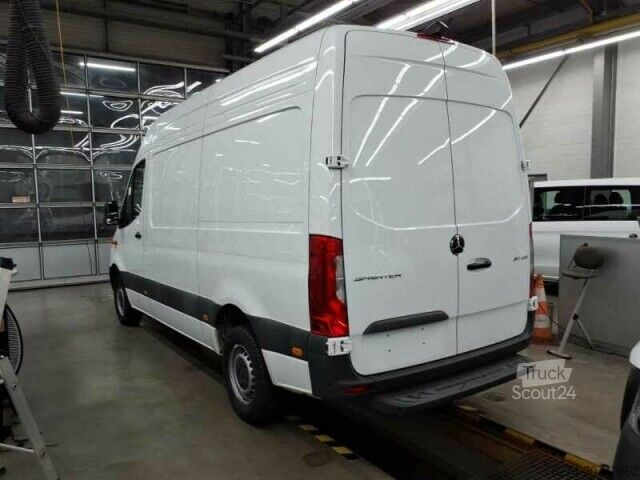 Kastenwagen Mercedes-Benz Sprinter 317 CDI Hochdach L2H2