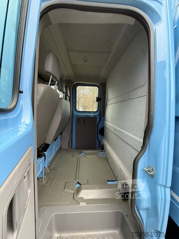 Mobilā celtņa kravas automašīna VW CRAFTER - 133TKm - DoKa - Fassi Micro 20