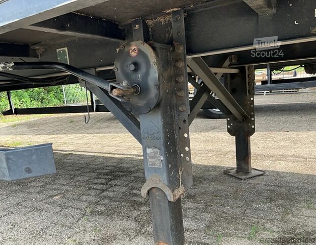 ізольований коробчастий напівпричіп NL srema draf