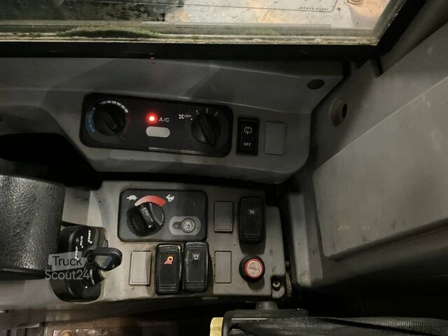 Midi-Pelle Kubota KX 080-4 A 2