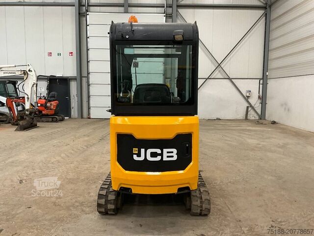 Mini bager JCB 16 C-1