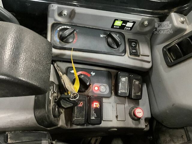 Mini-pelle Kubota KX 042-4