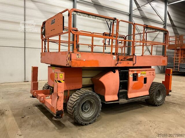 Škarjasto dvigalo JLG 3394 RT