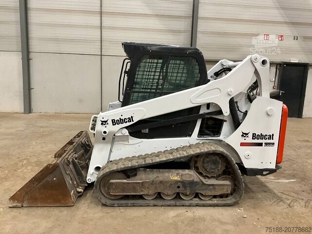 Nakladalnik Bobcat T 590