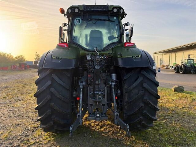  Valtra Q245