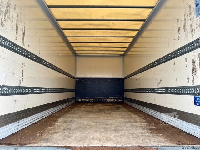 Box van MERCEDES-BENZ Atego 818 | Spier*Dautel LBW 1,00to.*3x Sitze