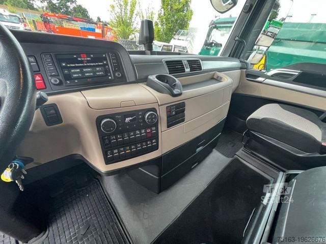 Φορτηγό με επίπεδη καρότσα MAN TG-X 26.460 6x2-2 BL Pritsche Kran PK 24.001/Fun