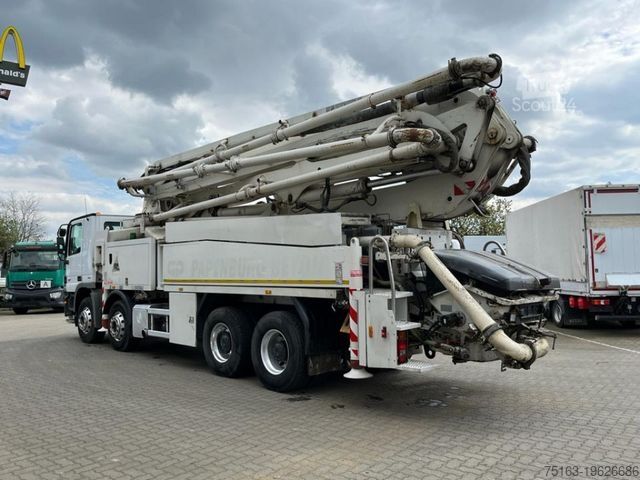 Beton pompası kamyonu MERCEDES-BENZ Actros 3241 B 8x4 Betonpumpe Putzmeister 42m