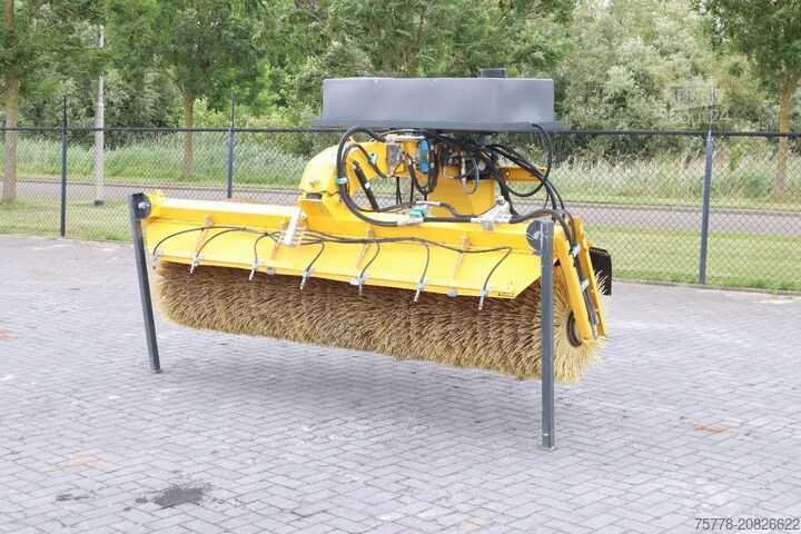 Varredora de rua Stark RSW 3000 S | SWEEPER | BRUSH | KEHRMASCHINE | W...