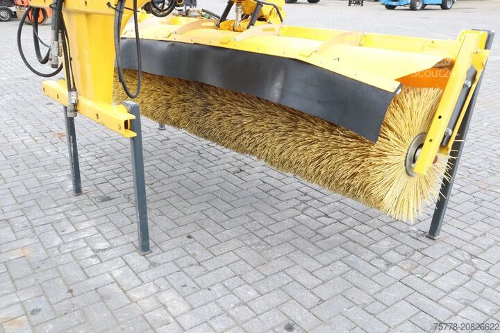 Varredora de rua Stark RSW 3000 S | SWEEPER | BRUSH | KEHRMASCHINE | W...