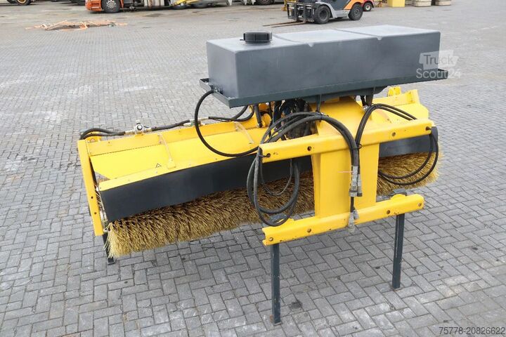 Varredora de rua Stark RSW 3000 S | SWEEPER | BRUSH | KEHRMASCHINE | W...