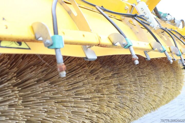 Varredora de rua Stark RSW 3000 S | SWEEPER | BRUSH | KEHRMASCHINE | W...