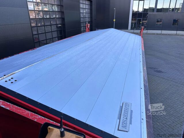 Nosturilla varustettu kippivaunu Ginaf X 3335 S 6x6 2 zijdigge Kipper /Z-kraan Euro 5