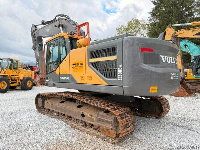 Excavator pe şenile VOLVO EC 300ENL Schnellwechsler Winkelbauer Top