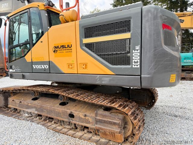 Excavator pe şenile VOLVO EC 300ENL Schnellwechsler Winkelbauer Top