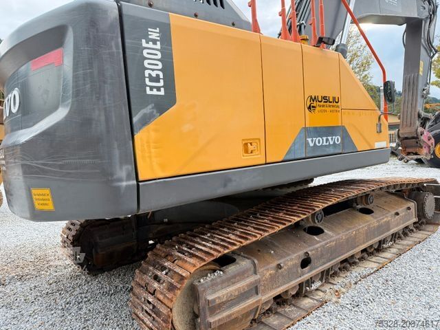 Excavator pe şenile VOLVO EC 300ENL Schnellwechsler Winkelbauer Top