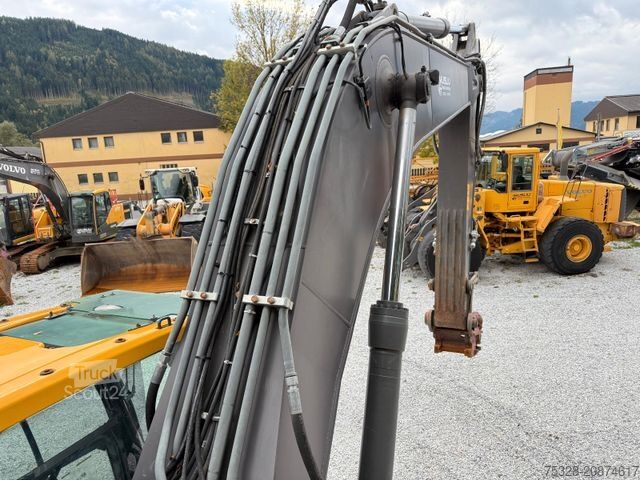 Excavator pe şenile VOLVO EC 300ENL Schnellwechsler Winkelbauer Top