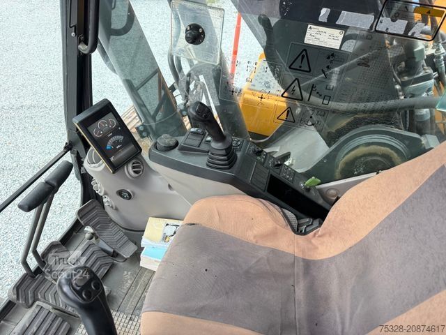 Excavator pe şenile VOLVO EC 300ENL Schnellwechsler Winkelbauer Top