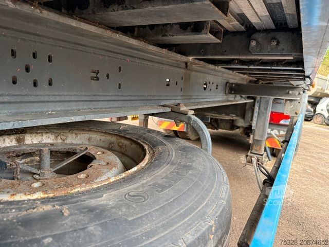 Walking floor semitrailer SCHWARZMÜLLER 3 Achs Schubboden Liftachse