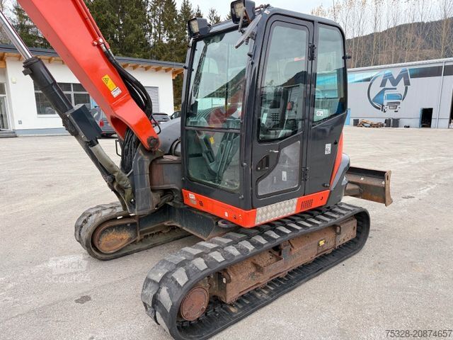 Excavator pe şenile KUBOTA KXO80-4 Powertilt 3x Löffel
