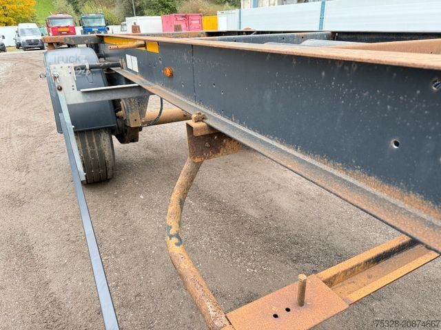 Remolque con chasis intercambiable KÖGEL AW18 - 22,5