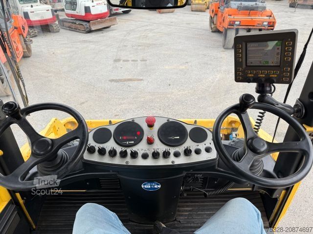 Single drum roller BOMAG BW 151 AC-4 Schneidrad