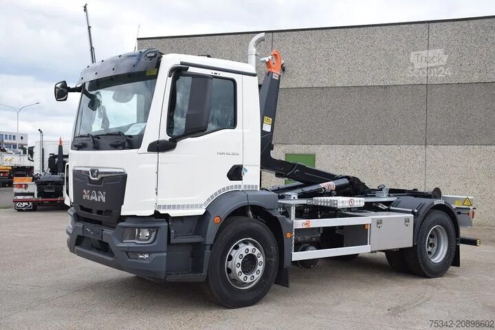 Hook arm system MAN TGM 18.320