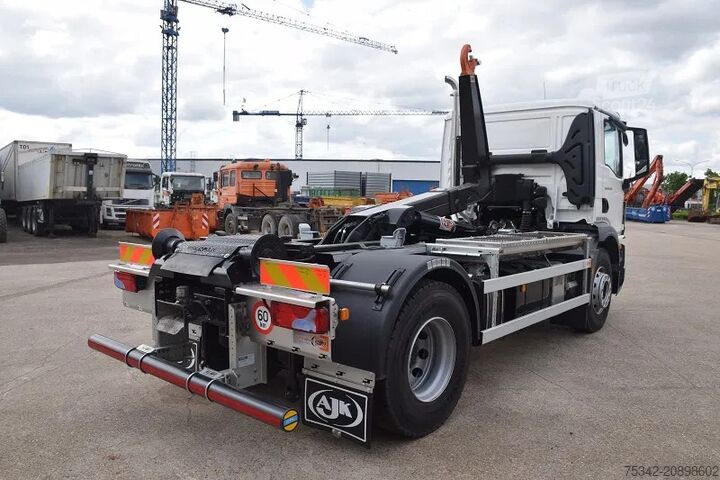 Hook arm system MAN TGM 18.320