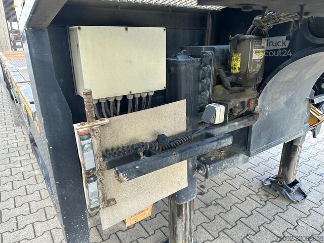 Nízký nakladač Broshuis 3ABSD Lowloader 3-axle / GVW: 53.000kg / Neck: ...