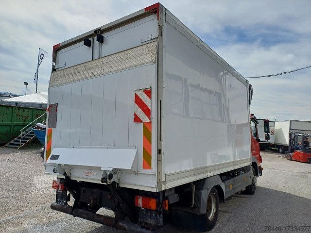 Autoutilitară frigorifică Mercedes-Benz 816