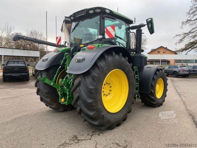 Трактор John Deere 6R 250