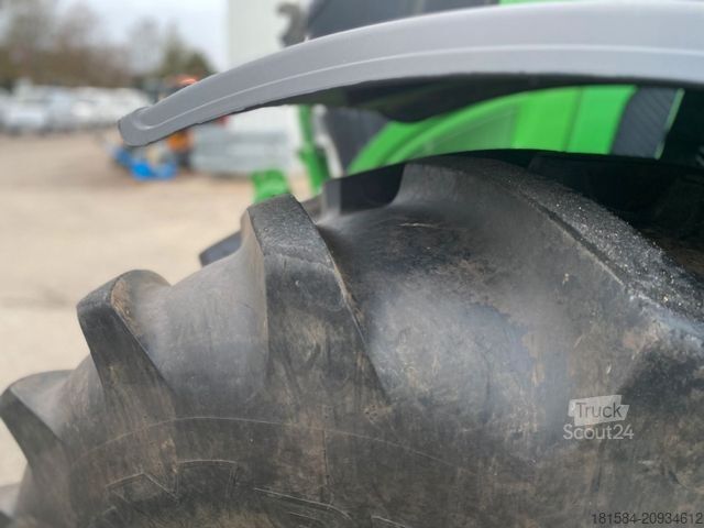 Трактор John Deere 6R 250