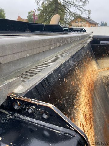 Kipper LKW IVECO AD 410 T51