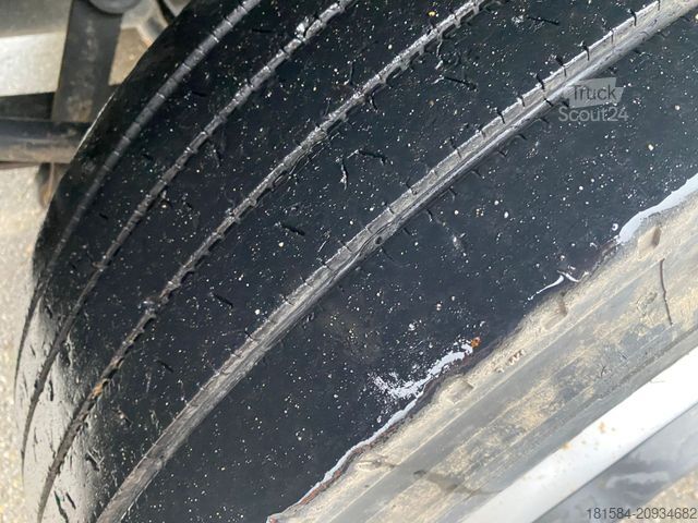 Kipper LKW IVECO AD 410 T51