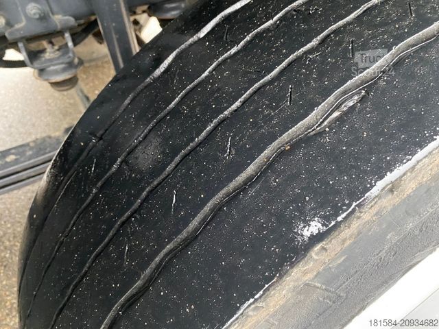 Kipper LKW IVECO AD 410 T51