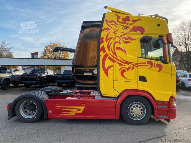 Objemový tahač SCANIA S 500