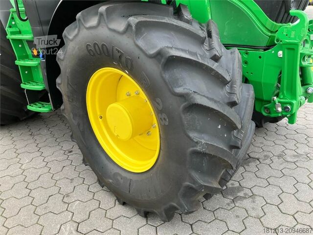 Máquina agrícola JOHN DEERE 6M220