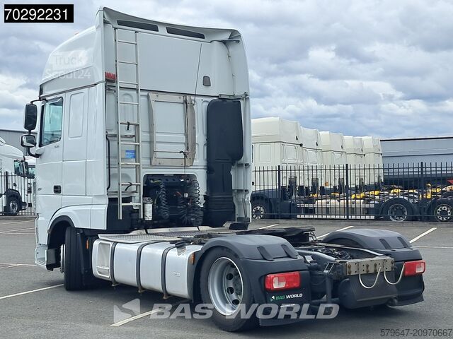 Volume SZM DAF XF 530 4X2 Mega SSC Retarder Hebesattel ACC Euro 6