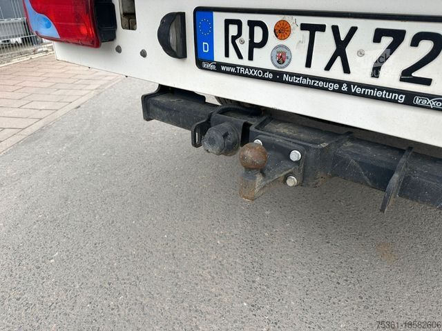 Kravas mikroautobuss ar pašizgāzēju MAN TGE 3.180
